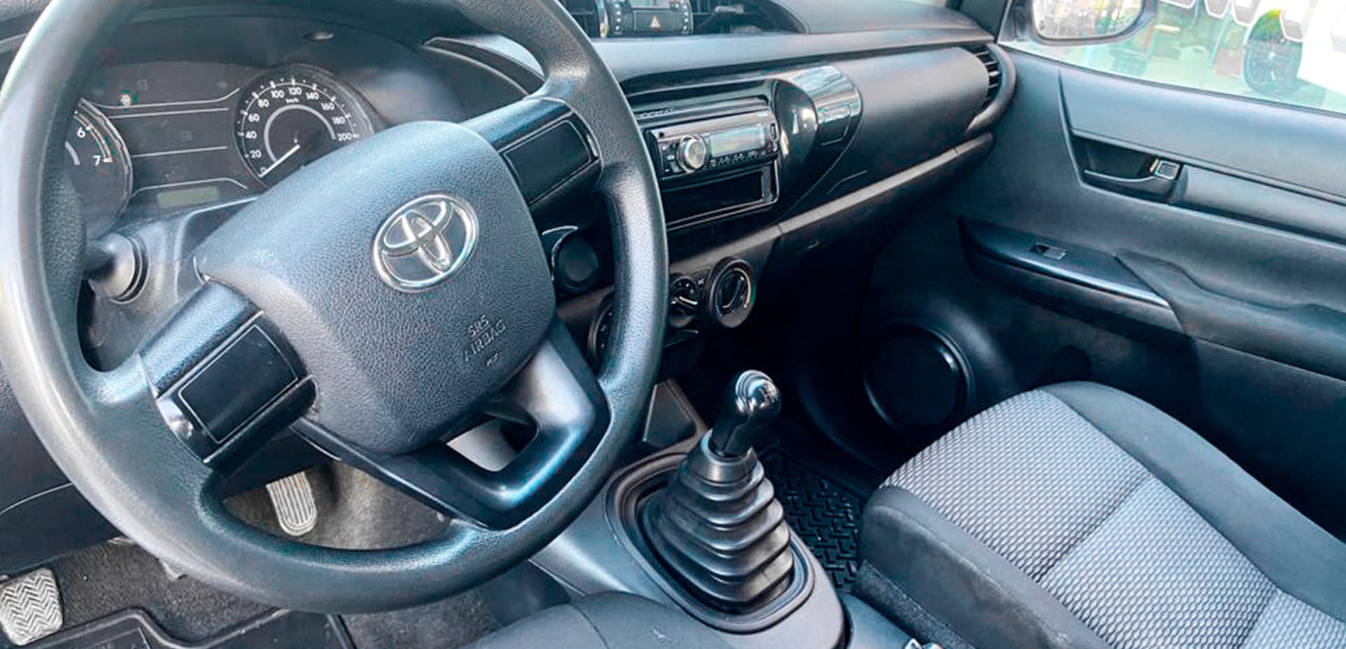 Toyota Hilux 2019 2.7 Base Doble Cab 4x2 Mt - Toyota Lindavista