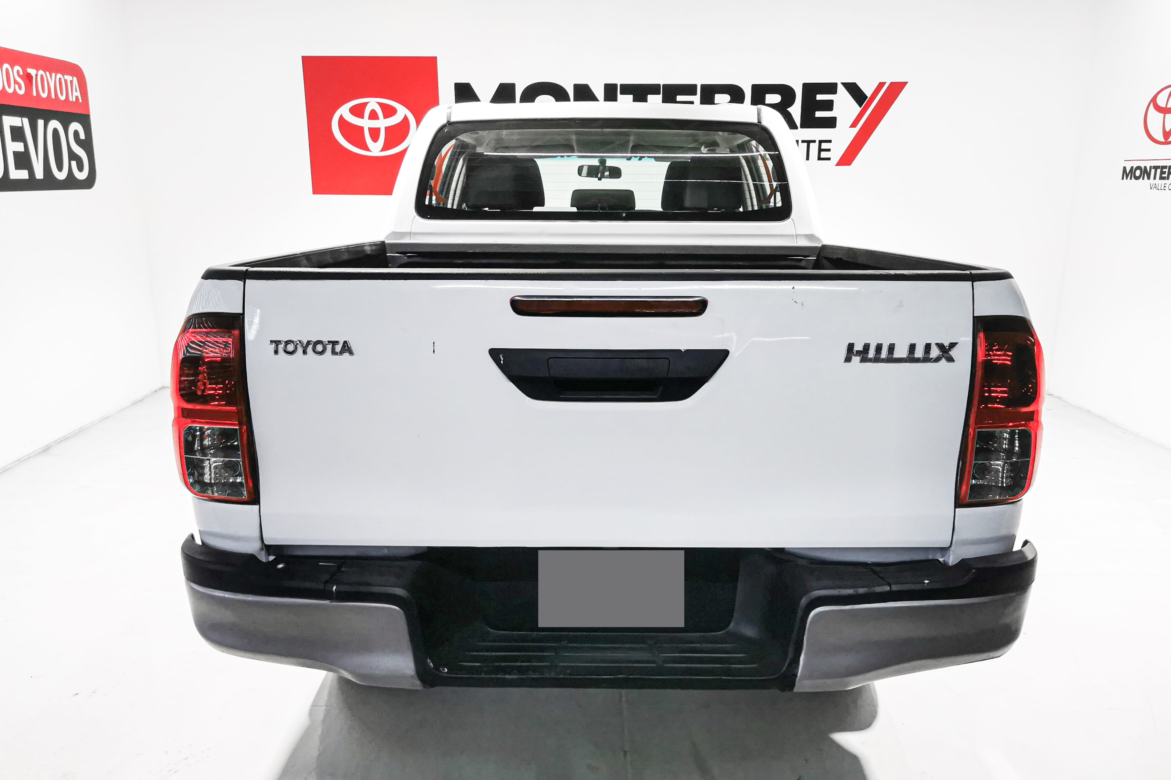 Toyota Hilux 2019 2.7 Cabina Doble Base Mt - Toyota Monterrey Valle Oriente